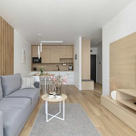 Sunday Klimatyzowany Z Parkingiem I Balkonem Oraz By Renters *