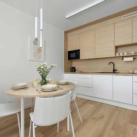 Appartement Sunday Klimatyzowany Z Parkingiem I Balkonem Oraz By Renters
